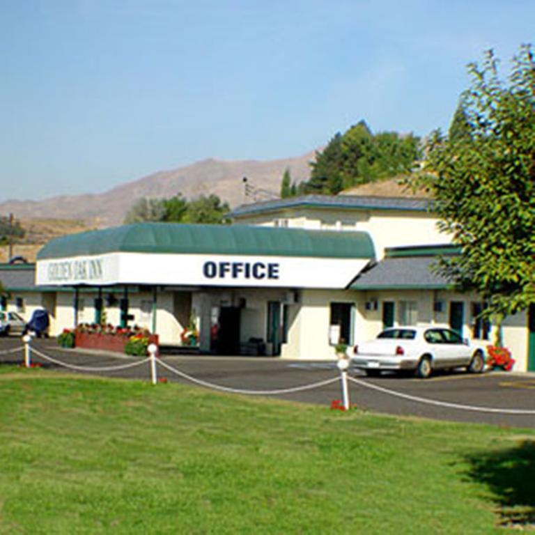 Golden Oak Inn لويستون المظهر الخارجي الصورة